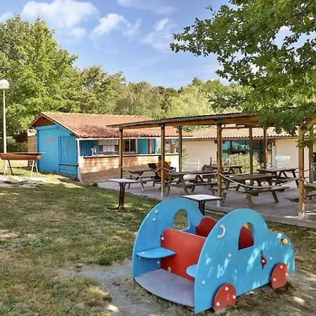 Confortable Avec Terrasse - 6 Pers. - Api-1-52-1991 * Thiviers
